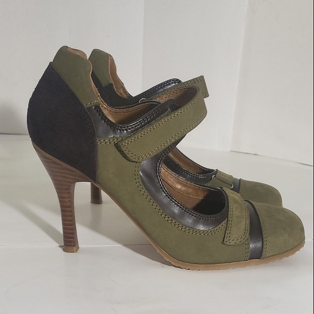 Bakers Shoes Mary Jane's Tommy Green/Bro
